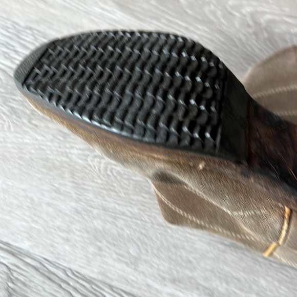 VINTAGE COWBOY BOOTS 80s buckskin leather interior vibram soles COWGIRL WESTERN - Picture 7 of 16